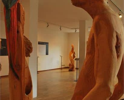 Visita al Museo del Legno e Museo d'Arte Moderna di Scultura lignea 